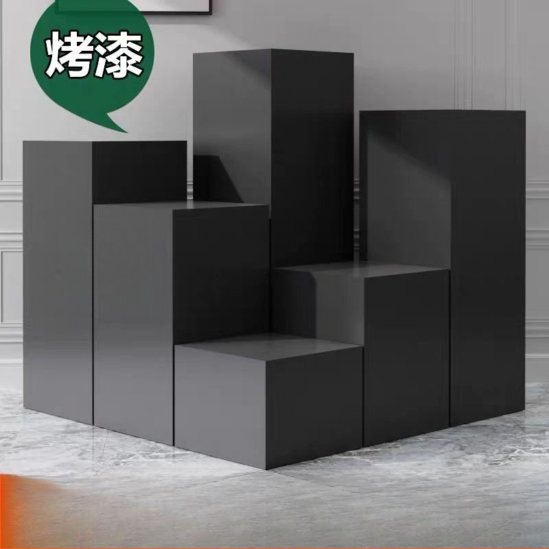 Black paint booth Crafts props - огляд і ціна Art Craft Museum
